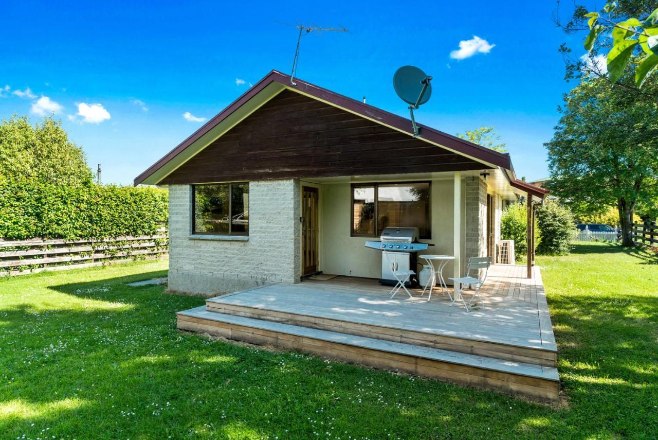 Rees On Reid - Arrowtown Holiday Home エクステリア 写真
