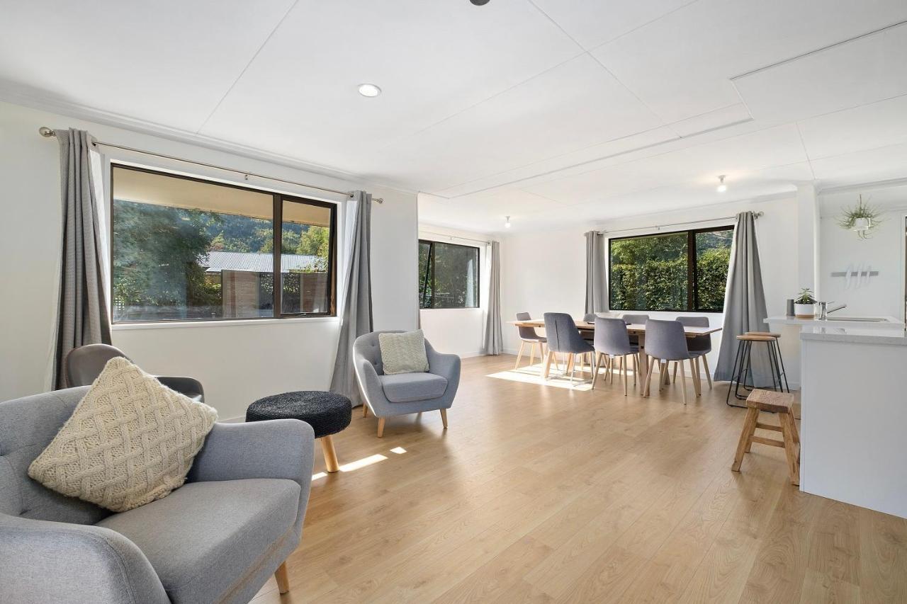 Rees On Reid - Arrowtown Holiday Home エクステリア 写真