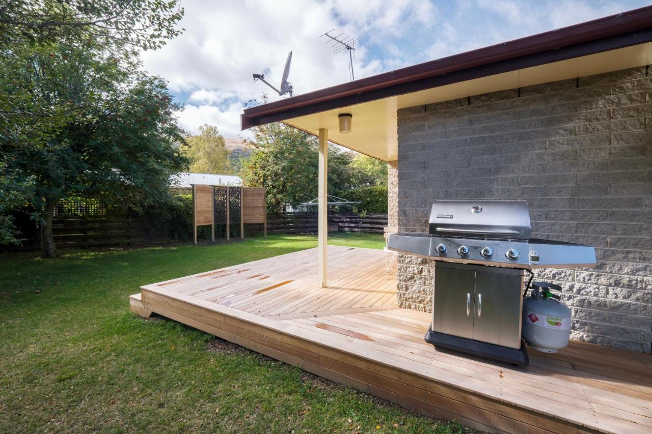 Rees On Reid - Arrowtown Holiday Home エクステリア 写真